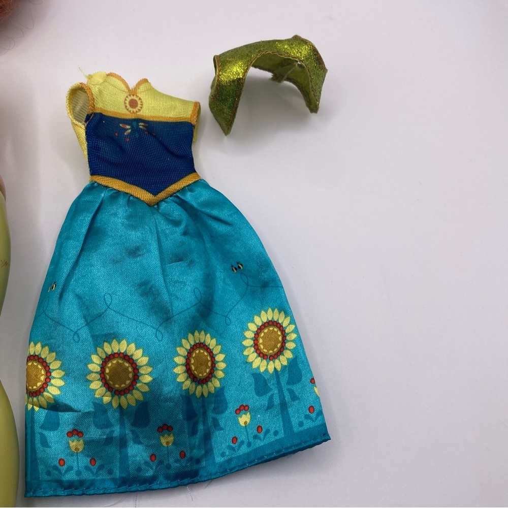 Disney Anna Doll with Blue and Gold Dress - Picture 3 of 13